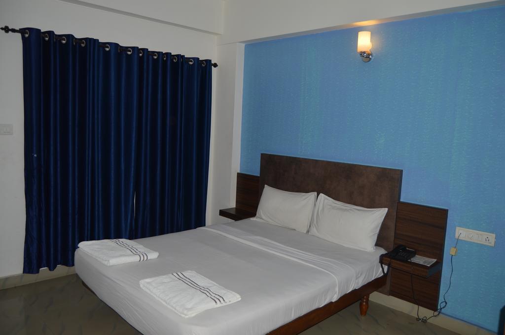 Qik Stay @ S.K. Continental Mysore Exterior photo
