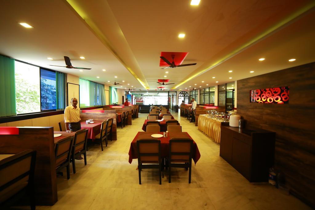 Qik Stay @ S.K. Continental Mysore Exterior photo