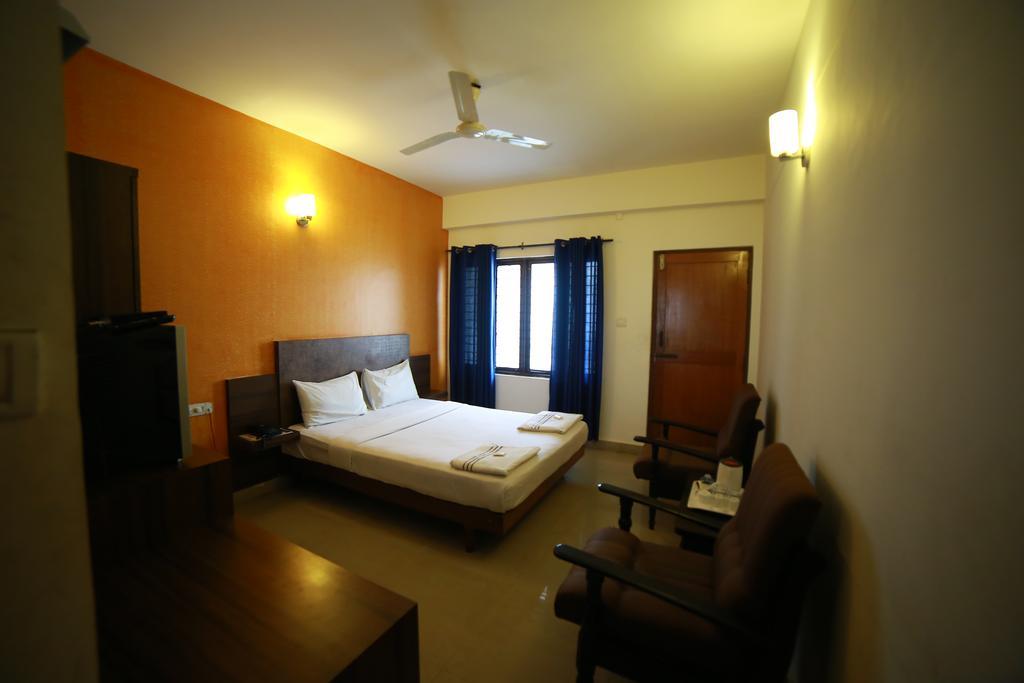 Qik Stay @ S.K. Continental Mysore Exterior photo